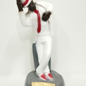 IMAGEM EM GESSO ZÉ PELINTRA SEGURANDO CHAPÉU 20CM