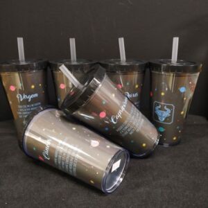 COPO COM CANUDO HOLOGRÁFICO 550ML CASA FÉ LINHA SIGNOS