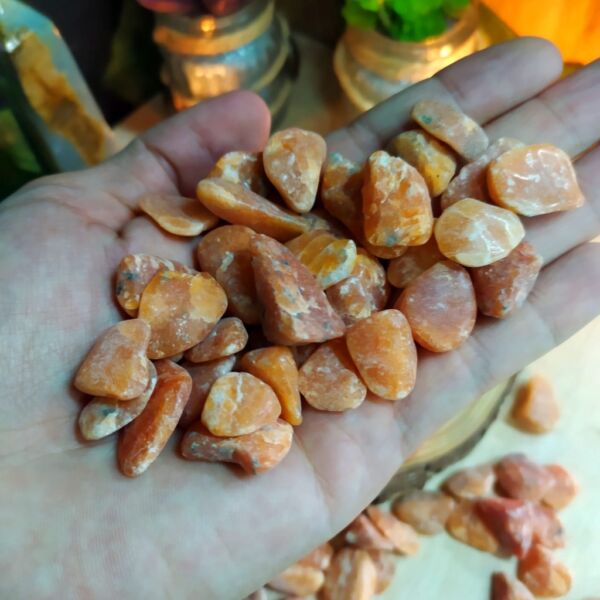 Pedra Calcita Laranja Rolada Alegria e Criatividade Pedra Natural - Imagem 3
