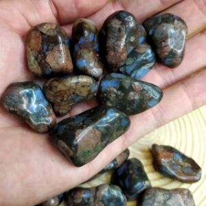 Kit 12 Pedras Riolita Azul Rolada 2 a 3cm - Equilíbrio Regeneração e Habilidades - Pedra Natural