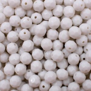 PACOTE COM 50 CONTAS SEXTAVADAS 8MM BRANCA LEITOSA