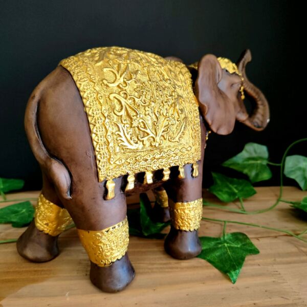 ELEFANTE MANTO RETO G ENVELHECIDO COM DOURADO 18CM - Imagem 3