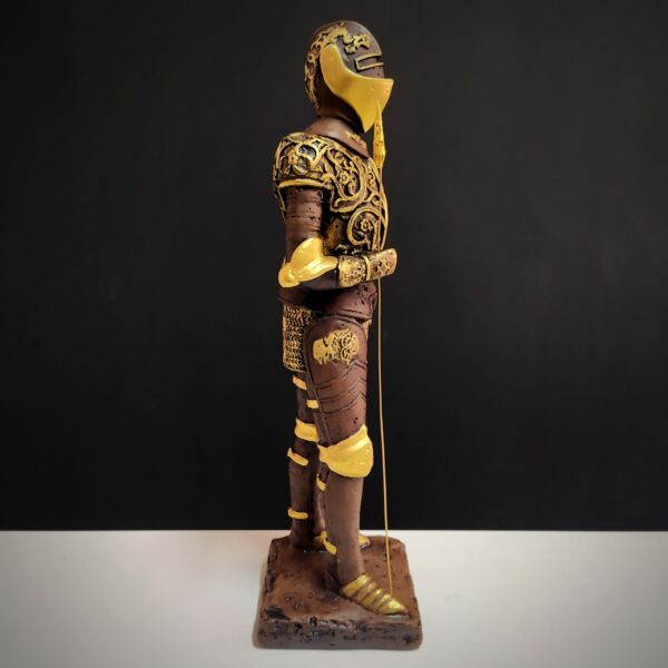 SOLDADO GUERREIRO ENVELHECIDO COM LANÇA 45CM - Image 2