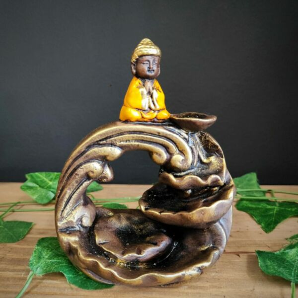 PORTA INCENSO CASCATA BUDA MAIOR ENVELHECIDO COM AMARELO 15CM - Imagem 2