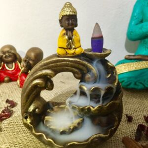 PORTA INCENSO CASCATA BUDA MAIOR ENVELHECIDO COM AMARELO 15CM