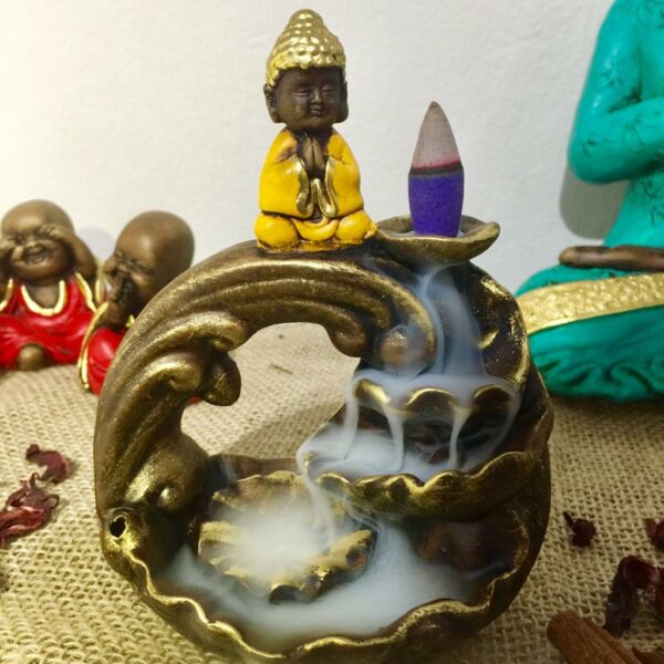 PORTA INCENSO CASCATA BUDA MAIOR ENVELHECIDO COM AMARELO 15CM