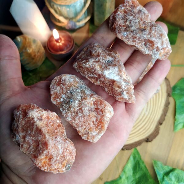 PEDRA CALCITA LARANJA BRUTA 4 A 6 CM - PROTEÇÃO E PUREZA - CRISTAL NATURAL - Imagem 2