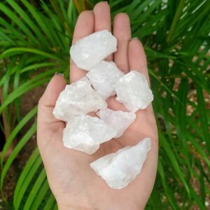 PEDRA QUARTZO BRANCO BRUTO 3 A 5 CM - AUTO ESTIMA E PURIFICADOR DE AMBIENTES - CRISTAL NATURAL