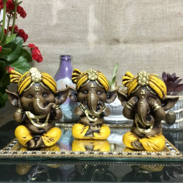 TRIO DE GANESHA ENVELHECIDO C/ AMARELO 11CM - Image 2