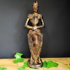 SOLDADO DOURADO COM ESCUDO DOURADO 35CM