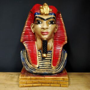 IMAGEM EM GESSO BUSTO DO FARAÓ COM VERMELHO 28CM