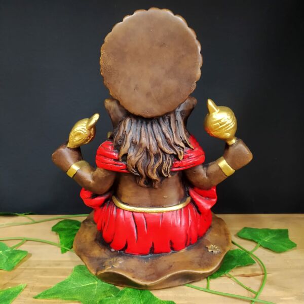 GANESHA COM LIVRO ENVELHECIDA COM VERMELHO 25CM - Imagem 2