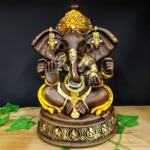 GANESHA COM BASE ENVELHECIDO COM AMARELO 30CM