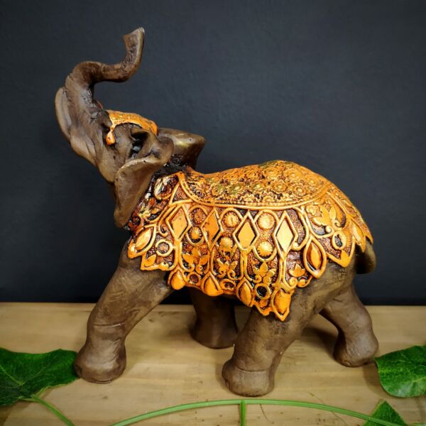ELEFANTE ENVELHECIDO COM MANTO GOTAS LARANJA 18CM - Imagem 2