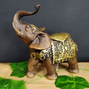 ELEFANTE ENVELHECIDO COM MANTO TRIANGULO DOURADO 15CM
