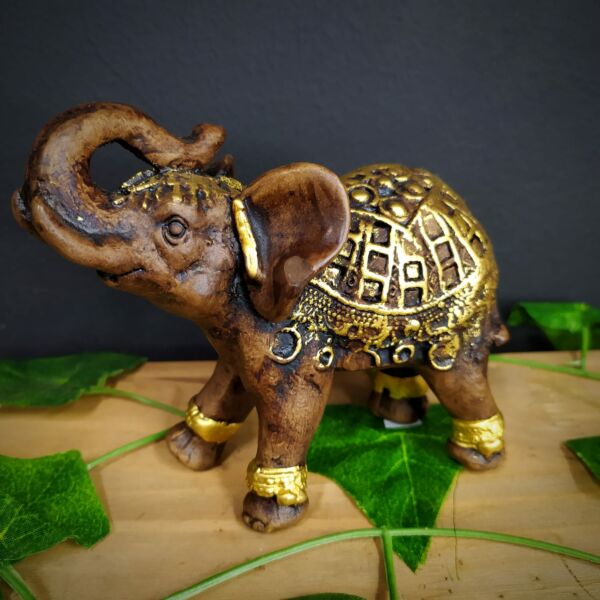 ELEFANTE ENVELHECIDO COM MANTO DOURADO PP 11CM MOD3