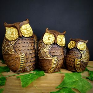 IMAGEM DE GESSO TRIO DE CORUJAS GRUDADAS ENVELHECIDA 15CM