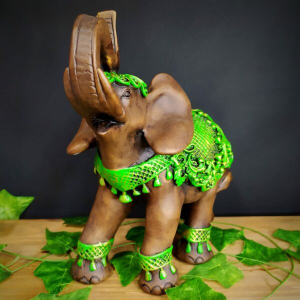 ELEFANTE MANTO FLORIDO ENVELHECIDO COM VERDE 30CM - Imagem 4