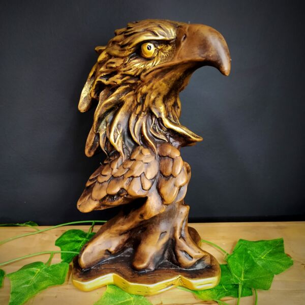 IMAGEM EM GESSO BUSTO DE ÁGUIA ENVELHECIDA COM DOURADO 27CM - Image 3