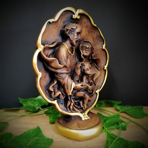 IMAGEM EM GESSO SAGRADA FAMÍLIA ENVELHECIDA COM BASE 20CM - Imagem 2