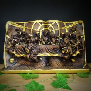 SANTA CEIA NO LIVRO PARA MESA 3D 24CM