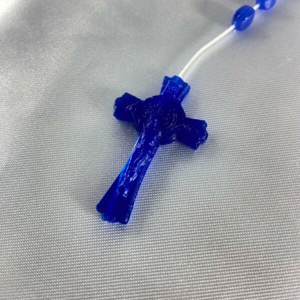 TERÇO DE ACRÍLICO AZUL SÃO BENTO - Image 3