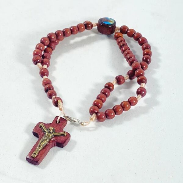 TERÇO PULSEIRA MADEIRA NOSSA SENHORA APARECIDA 6MM - Image 6