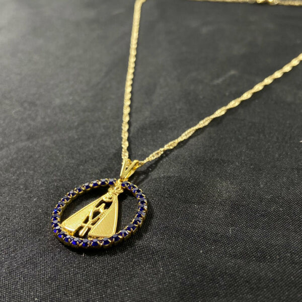 CORRENTE DOURADA REDONDA NOSSA SENHORA APARECIDA COM STRASS AZUL - Image 2