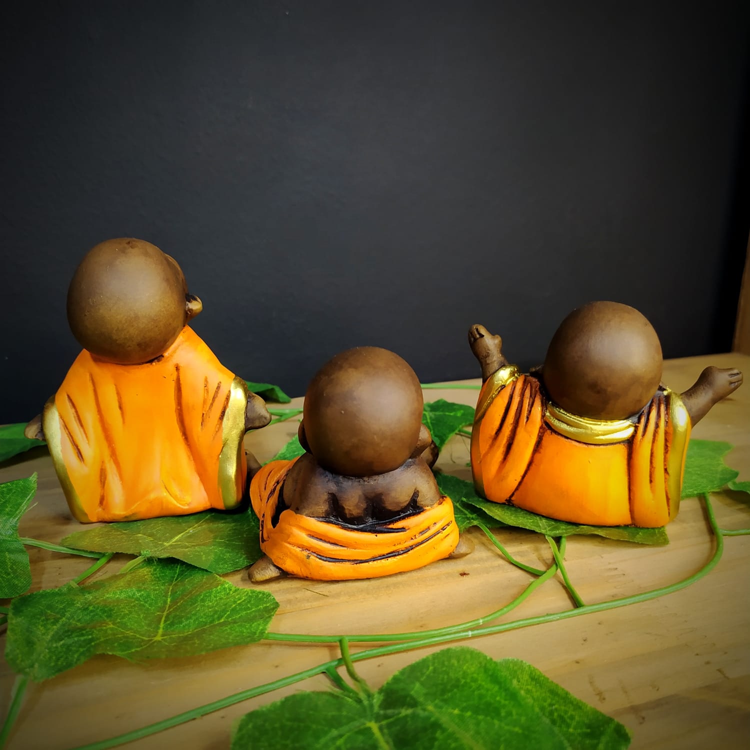 TRIO DE BUDAS FELIZ ENVELHECIDO C/ LARANJA 10CM - Imagem 2