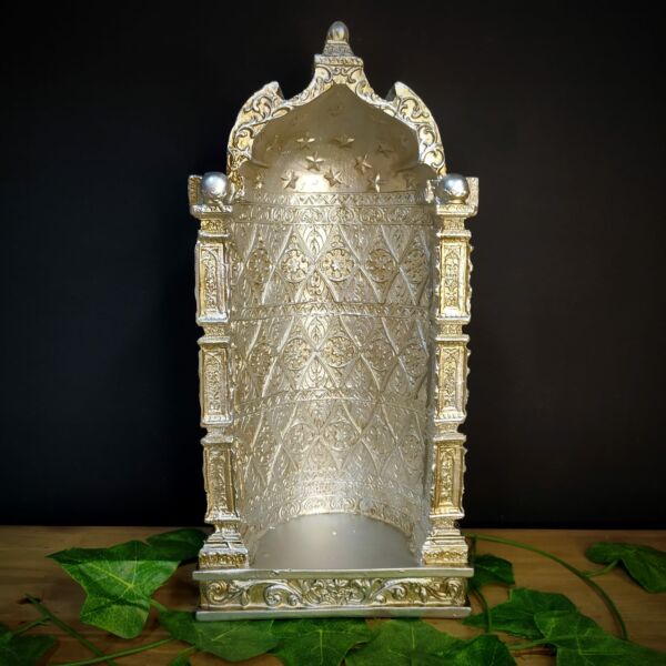 CAPELINHA EM GESSO PRATA 32CM - Image 4