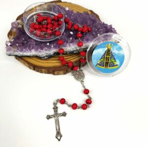 TERÇO PERFUMADO NOSSA SENHORA APARECIDA CONTAS VERMELHAS COM ESTOJINHO