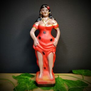 IMAGEM EM GESSO POMBO GIRA MARIA MULAMBO ROUPA VERMELHA 21CM
