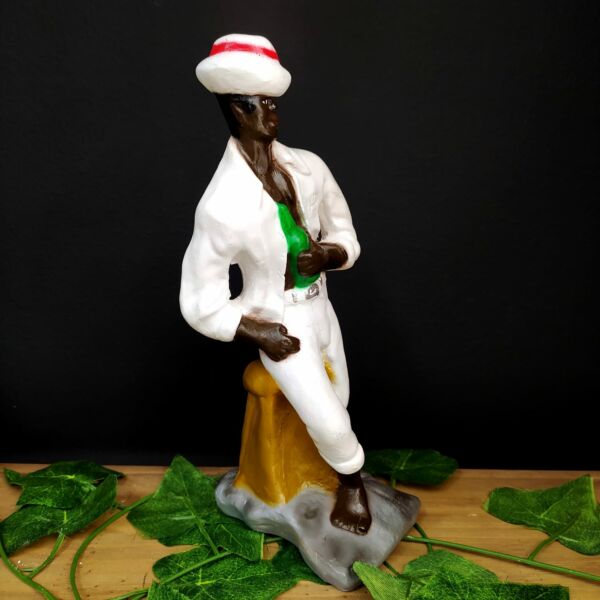 IMAGEM EM GESSO MALANDRO COM ROUPA BRANCA 24CM - Image 2