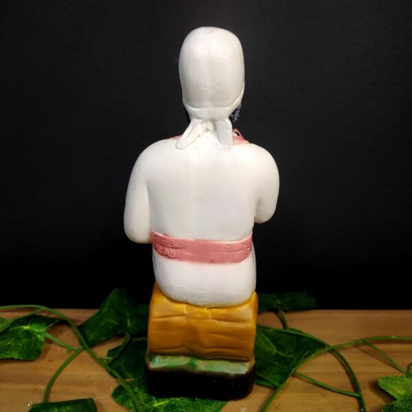 IMAGEM EM GESSO PRETA VELHA SENTADA RENDAS ROSA 19CM - Image 3
