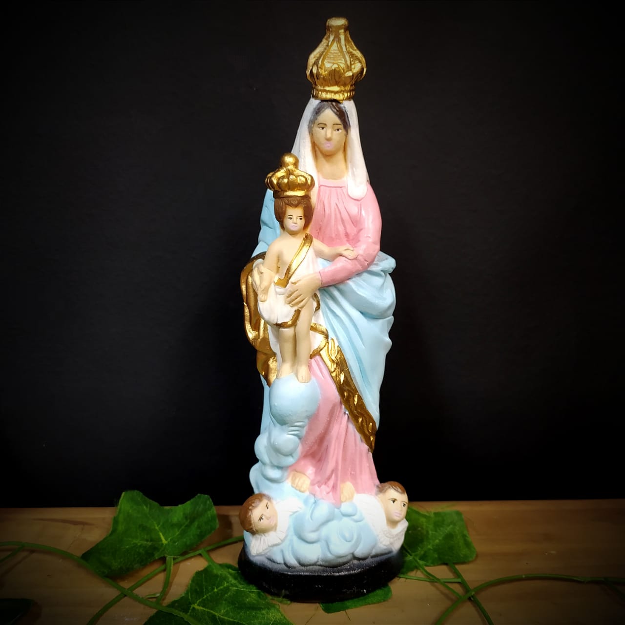 IMAGEM EM GESSO NOSSA SENHORA DAS VITÓRIAS 25CM