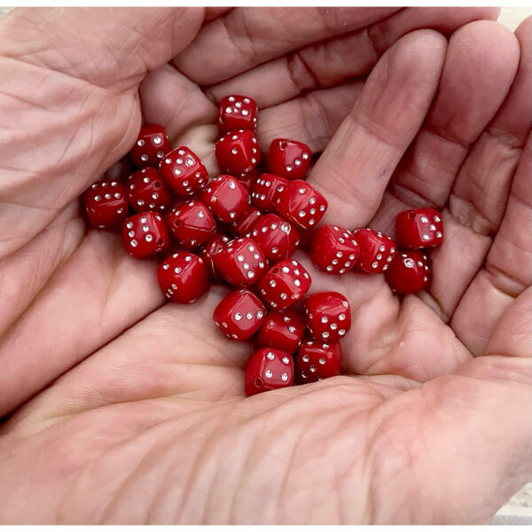 MIÇANGA DE DADO VERMELHO COM FURO PASSANTE 8MM