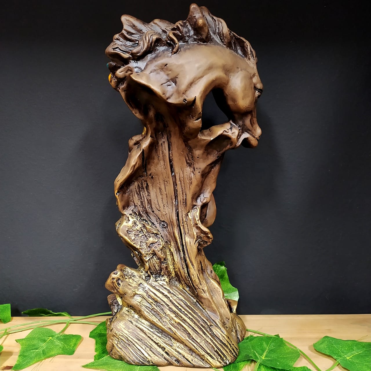 IMAGEM EM GESSO CABOCLO AZUL TURQUESA COM CAVALO 33CM - Imagem 2