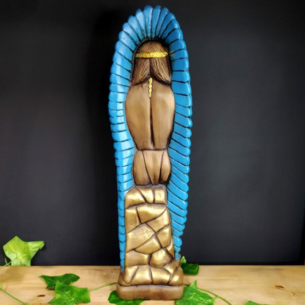 IMAGEM EM GESSO CABOCLO ENVELHECIDO COM PENAS AZUL 47CM - Imagem 2