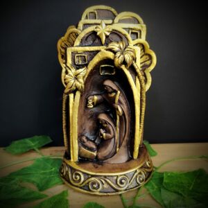 IMAGEM EM GESSO SAGRADA FAMÍLIA COM CAPELINHA 19CM