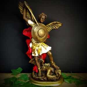 IMAGEM EM GESSO ARCANJO SÃO MIGUEL ENVELHECIDO COLORIDO 36CM