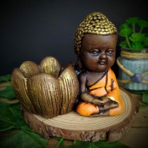 PORTA INCENSO BUDA COM POTINHO FLOR DE LÓTUS ENVELHECIDO COM LARANJA 10CM