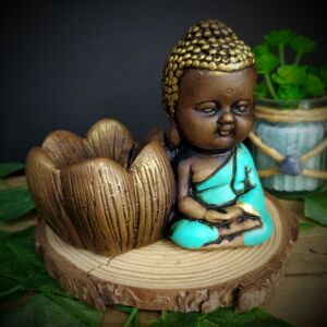 PORTA INCENSO BUDA COM POTINHO FLOR DE LÓTUS ENVELHECIDO COM TURQUESA 10CM
