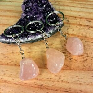 CHAVEIRO DE CRISTAL NATURAL QUARTZO ROSA - AMOR