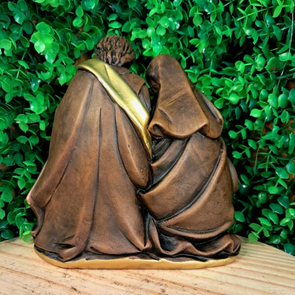 IMAGEM EM GESSO SAGRADA FAMÍLIA COM MENINO JESUS 17CM - Imagem 3