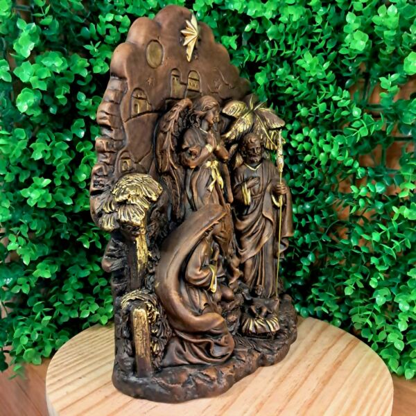 IMAGEM EM GESSO PRESÉPIO SAGRADA FAMÍLIA COM PALMEIRAS 30CM - Imagem 2