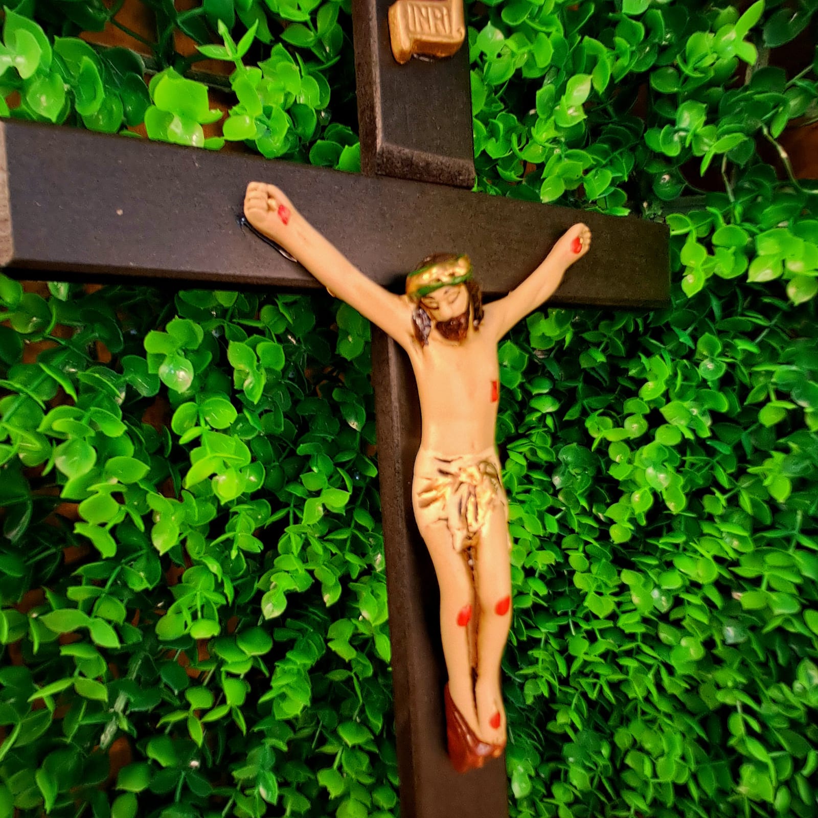 CRUCIFIXO DE PAREDE MDF PRETO 32CM - Imagem 3