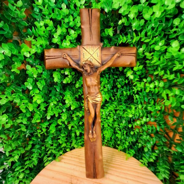 CRUCIFIXO DE PAREDE 20X36CM