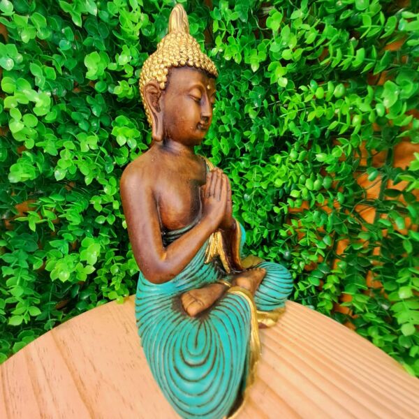 BUDA MEDITANDO PAZ ESPIRITUAL ENVELHECIDO COM AZUL TURQUESA 26CM - Imagem 2