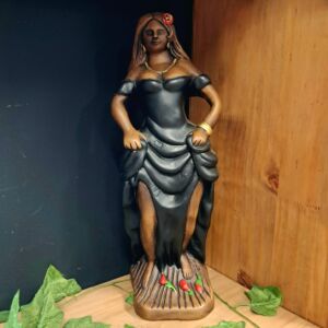 IMAGEM EM GESSO POMBO GIRA VESTIDO PRETO 41CM